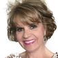 Headshot of Lisa Hodge