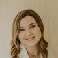 Headshot of Caitlin Domer