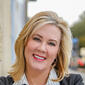 Headshot of Diane Lominac, Broker Associate