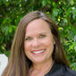 Headshot of Pam Powlesland