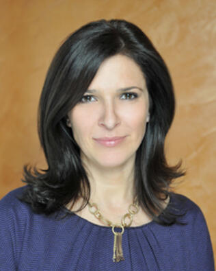Headshot of Gabriela Tatar
