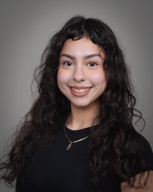 Headshot of Jenifer Barragan