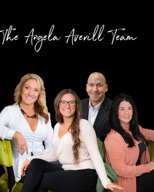 Headshot of Angela Averill Team