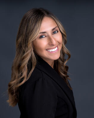 Headshot of Sarah Dunster
