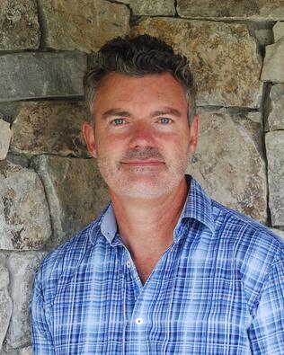 Headshot of Shawn Dougall