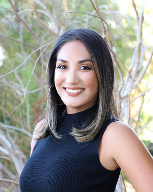 Headshot of Nicole Beck