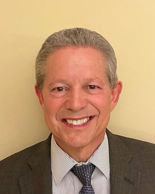 Headshot of Louis Batelli