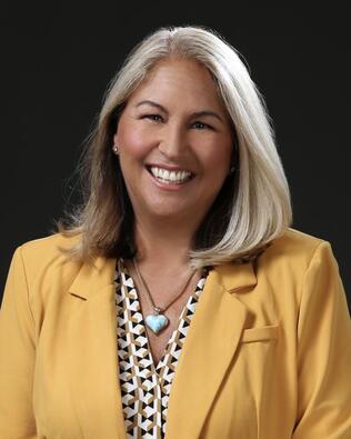 Headshot of Christine Hansen