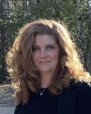 Headshot of Heather Pece