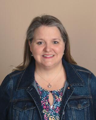 Headshot of Kathy Roche