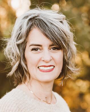 Headshot of Monica Crowl