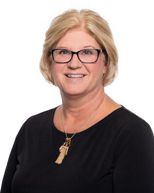 Headshot of Terri Woodward