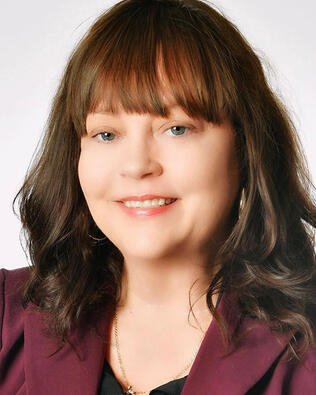 Headshot of Tammy Ogle