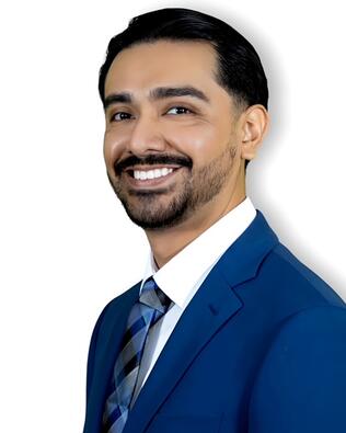 Headshot of Erick Orellana