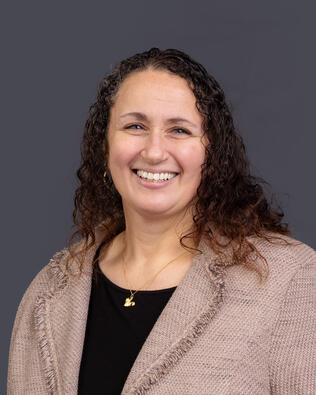 Headshot of Deirdre Carroll
