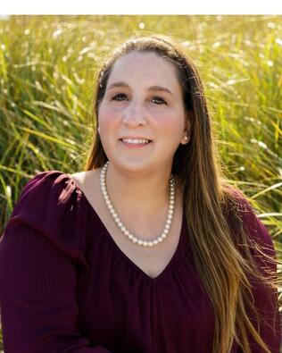 Headshot of Tracy Brokmeier