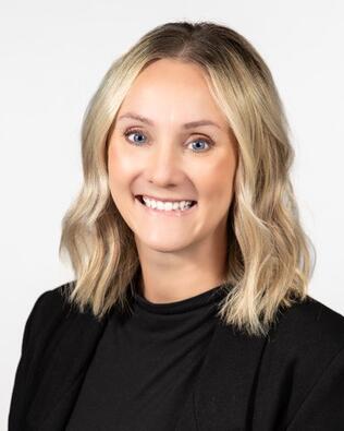 Headshot of Olivia Sage