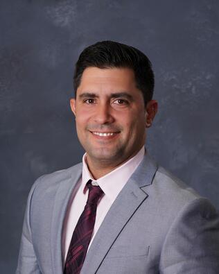 Headshot of Manuel Fernandez Fernandez