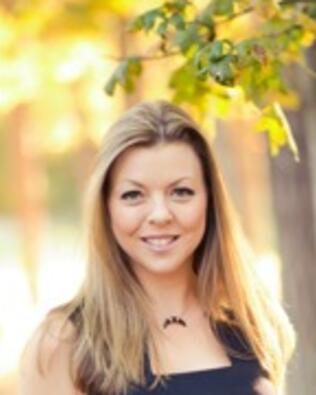 Headshot of Lydia McEvoy