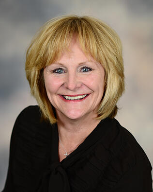 Headshot of Madonna Decker