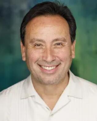 Headshot of Daniel Garcia