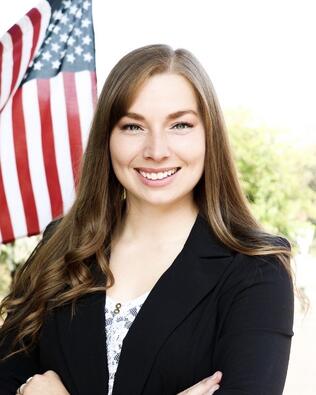 Headshot of Kiersten Riggs