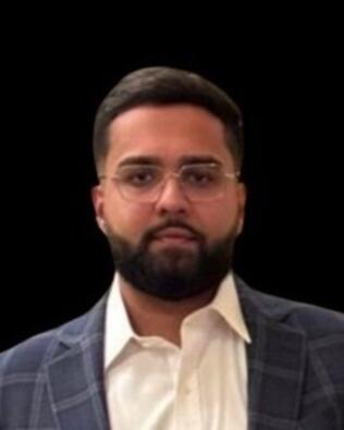 Headshot of Himmat Ghoman
