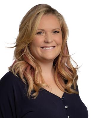 Headshot of Holly King