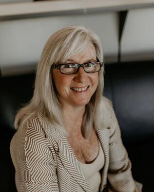 Headshot of Shelly Cronin