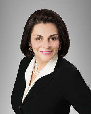 Headshot of Valentina Sharp