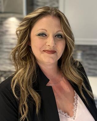 Headshot of Kirsten McNamara