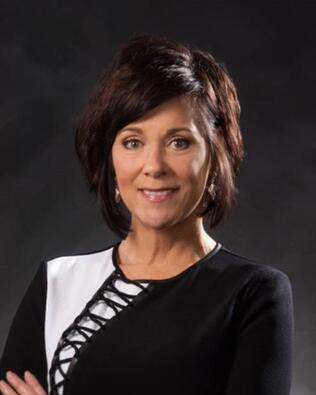 Headshot of Tracie Bainbridge