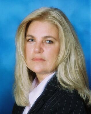 Headshot of Barbara Holyoke
