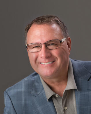 Headshot of Alan Weems