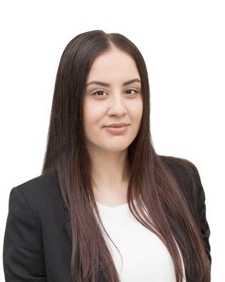 Headshot of Zoe Carrasquillo