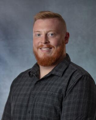 Headshot of Andrew Clary