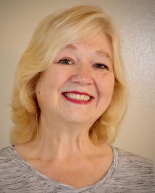 Headshot of Denise Henderson