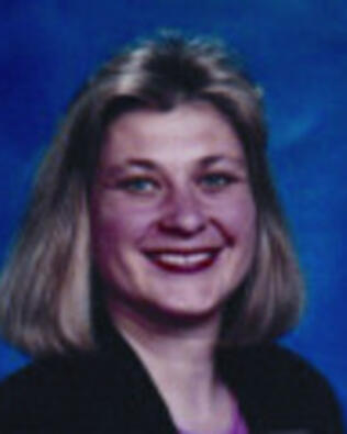 Headshot of Diana Weinrieb