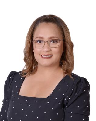 Headshot of Paola Hernandez