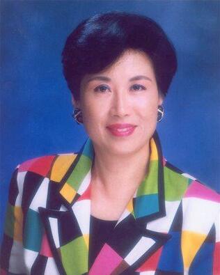 Headshot of Wellie Hwang