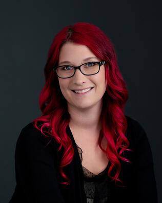 Headshot of Amy Hehr