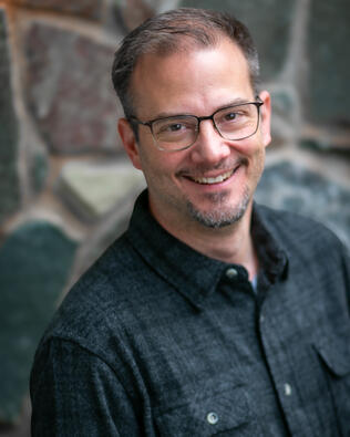 Headshot of Joe Kvidera