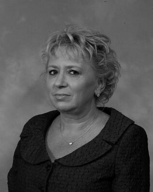 Headshot of Agnieszka  Kusia