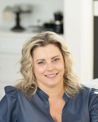 Headshot of Nicole Quinn