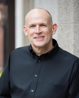 Headshot of Anthony Cureton