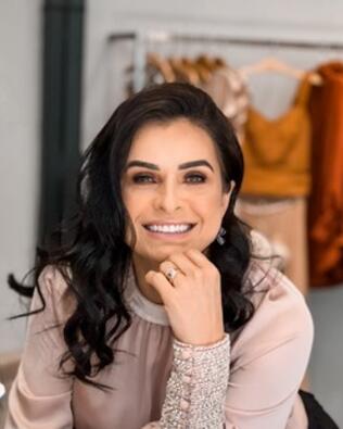 Headshot of Fernanda Pupo