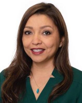 Headshot of Michelle Flores