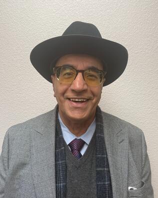 Headshot of Naresh Bali