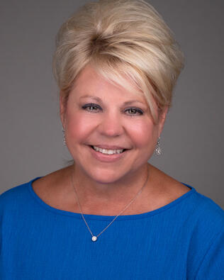 Headshot of Tonya Lassus