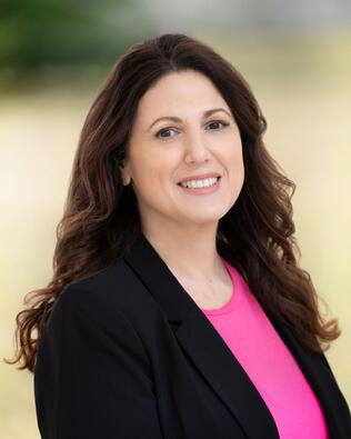 Headshot of Sueann Salvo